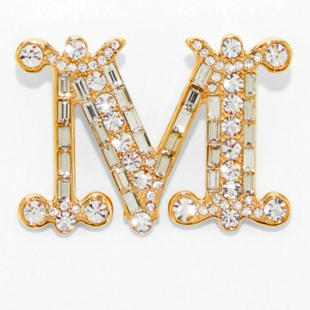 MAXMARA Monogram Brooch With Crystals. 7